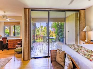 Wailea Two Bedroom Pacific Ocean Front Vacation Rental